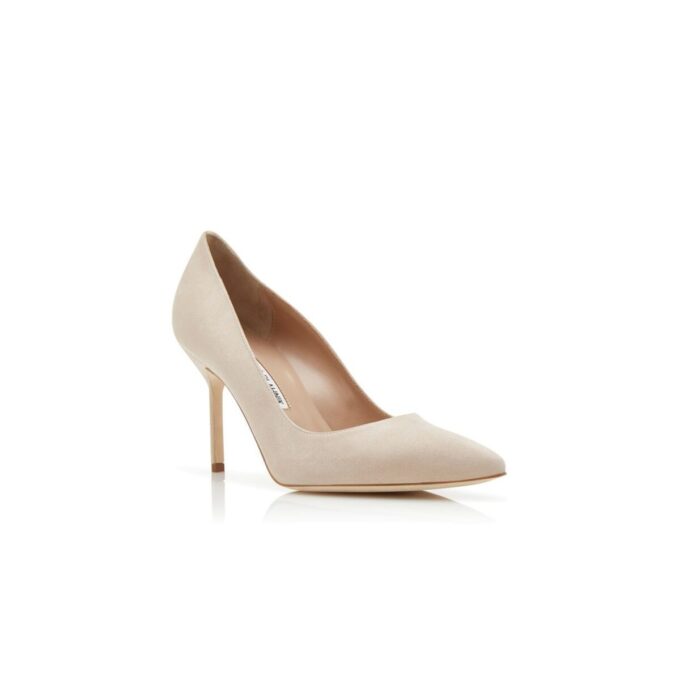 BB 90 Ljusbeige pumps i mocka med spetsig tå BB 90 Ljusbeige pumps i mocka med spetsig tå