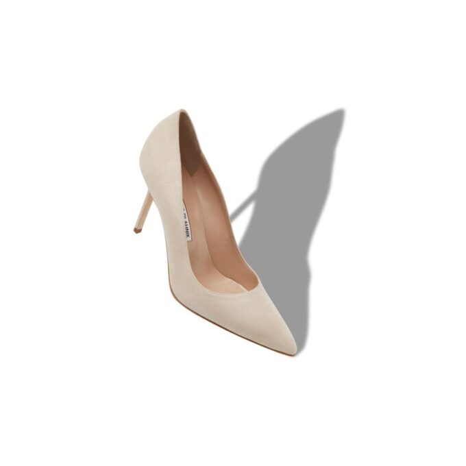 BB 90 Ljusbeige pumps i mocka med spetsig tå BB 90 Ljusbeige pumps i mocka med spetsig tå
