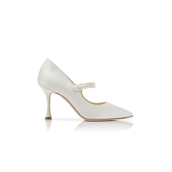 CAMPARINEW BRIDAL Pumps i krämfärgad satin med spetsig tå CAMPARINEW BRIDAL Pumps i krämfärgad satin med spetsig tå