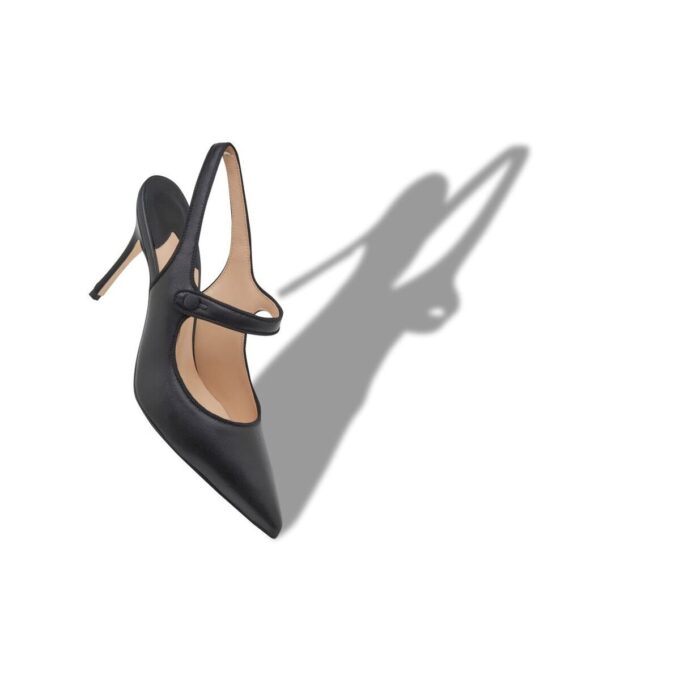 CAMPARISLI Svarta pumps i nappaläder med spetsig tå och slingback CAMPARISLI Svarta pumps i nappaläder med spetsig tå och slingback