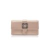 Capri Beige satinklämväska med smyckesspänne Capri Beige satinklämväska med smyckesspänne