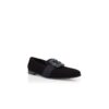 CARLTON Loafers i svart mocka med smyckesknäppe CARLTON Loafers i svart mocka med smyckesknäppe
