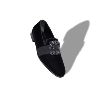 CARLTON Loafers i svart sammet med smyckesknäppe