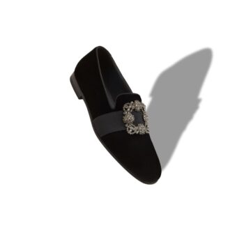CARLTON Loafers i svart sammet med smyckesknäppe
