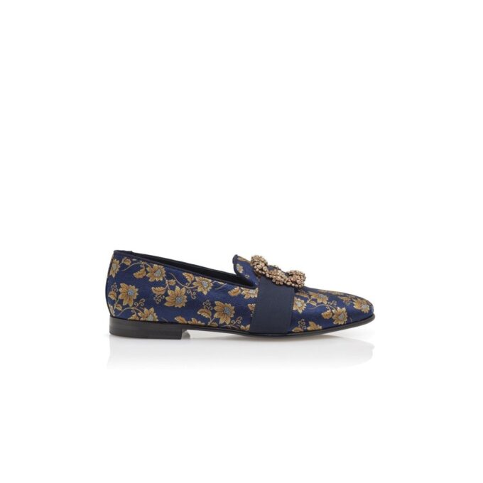 CARLTON Marinblå loafers i blommig sidenjacquard med smyckespänne CARLTON Marinblå loafers i blommig sidenjacquard med smyckespänne