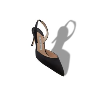 CAROLYNE 70 Svarta satin pumps med hälrem
