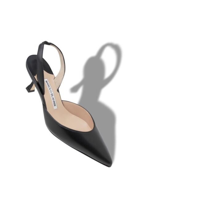 Carolyne Svarta pumps i nappaläder med slingback Carolyne Svarta pumps i nappaläder med slingback