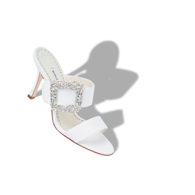 Gable JEWEL Vita mules i crepe de chine med spännen Gable JEWEL Vita mules i crepe de chine med spännen