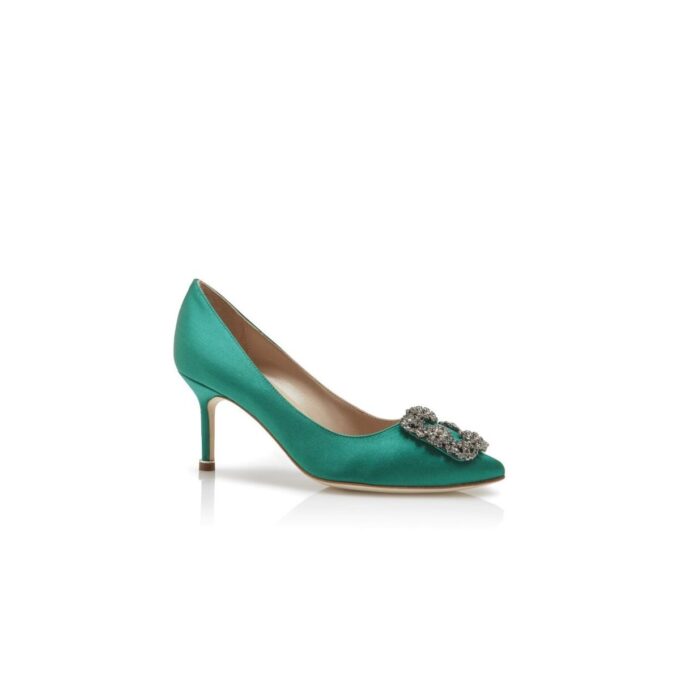 Hangisi 70 Gröna satin pumps med smyckesknäppe Hangisi 70 Gröna satin pumps med smyckesknäppe