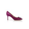 Hangisi 70 Mörkfuchsia satin pumps med spänne