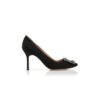 Hangisi 90 Svarta pumps i satin med spännen Hangisi 90 Svarta pumps i satin med spännen