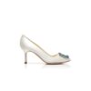 HANGISI BRIDE 70 Vita pumps i satin med smyckespänne HANGISI BRIDE 70 Vita pumps i satin med smyckespänne