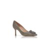 HANGISI GLITTER 70 Pumps i mörkguldigt glittertyg med spännen HANGISI GLITTER 70 Pumps i mörkguldigt glittertyg med spännen