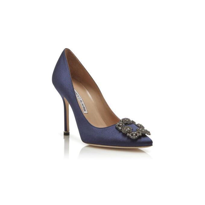 Hangisi Marinblå satin pumps med smyckespänne Hangisi Marinblå satin pumps med smyckespänne