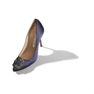 Hangisi Marinblå satin pumps med smyckespänne
