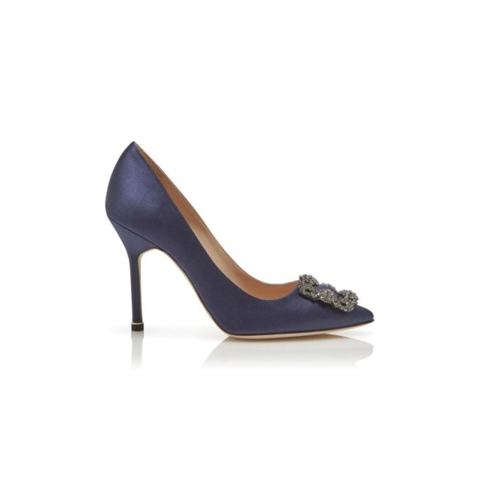 Hangisi Marinblå satin pumps med smyckespänne Hangisi Marinblå satin pumps med smyckespänne