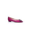 Hangisiflat Mörkfuchsia satinpumps med smyckespänne Hangisiflat Mörkfuchsia satinpumps med smyckespänne