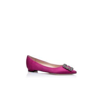 Hangisiflat Mörkfuchsia satinpumps med smyckespänne