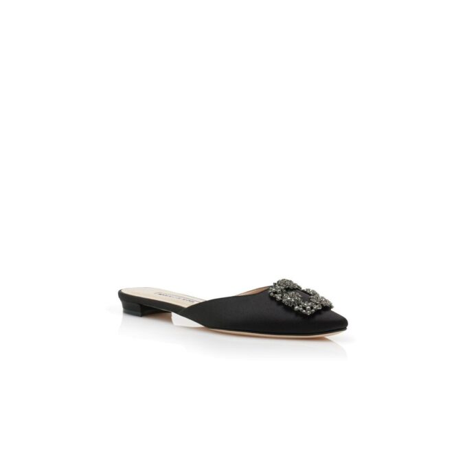 HANGISIMUFLAT Svarta platta mules i satin med spännen HANGISIMUFLAT Svarta platta mules i satin med spännen