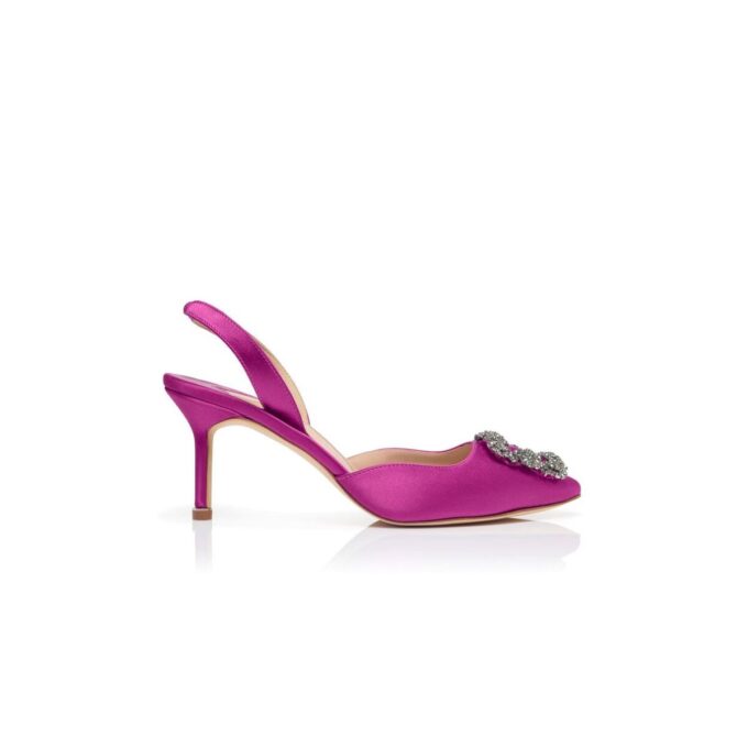 HANGISLI Rosa satinpumps med smyckesspännen HANGISLI Rosa satinpumps med smyckesspännen