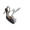 HANGISLI Svarta pumps i satin med smyckesspänne och hälrem HANGISLI Svarta pumps i satin med smyckesspänne och hälrem