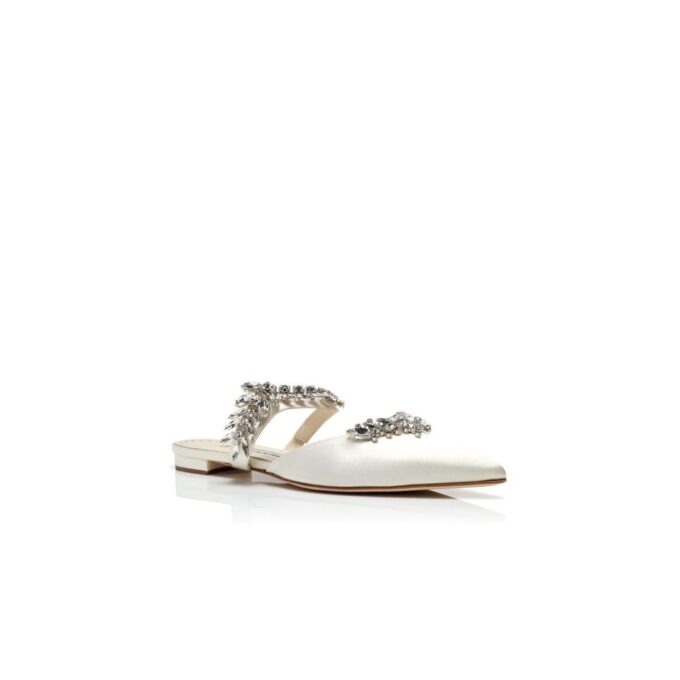 LURUMFLAT Ljusbeige satinmules med kristallprydnader LURUMFLAT Ljusbeige satinmules med kristallprydnader