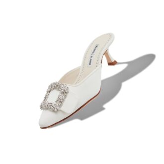 Maysale Jewel Vita mules i satin med kristallspänne