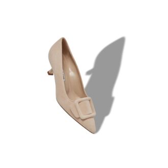 Maysalepump Ljusbeige pumps i mocka med spänne