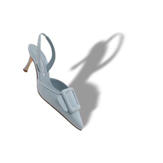 MAYSLI ljusblå slingback-Pumps i mocka med spänne