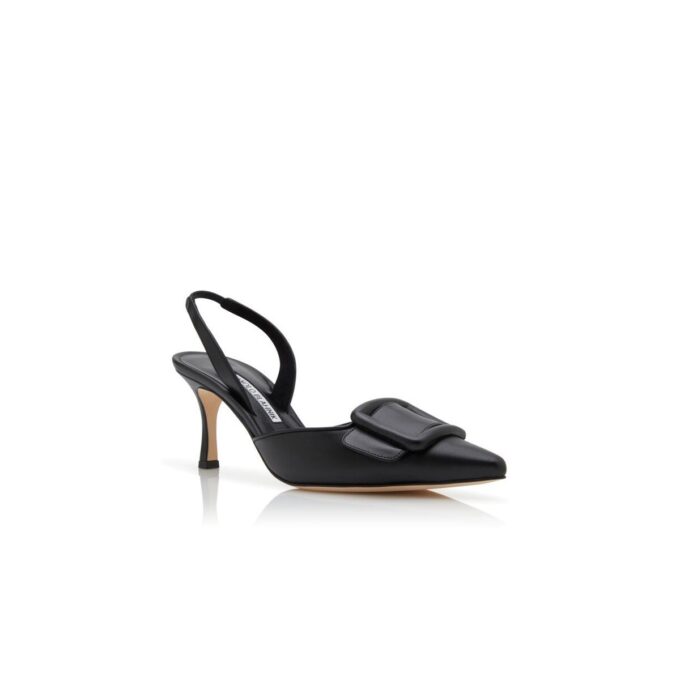 MAYSLI Svarta pumps i nappaläder med hälrem MAYSLI Svarta pumps i nappaläder med hälrem
