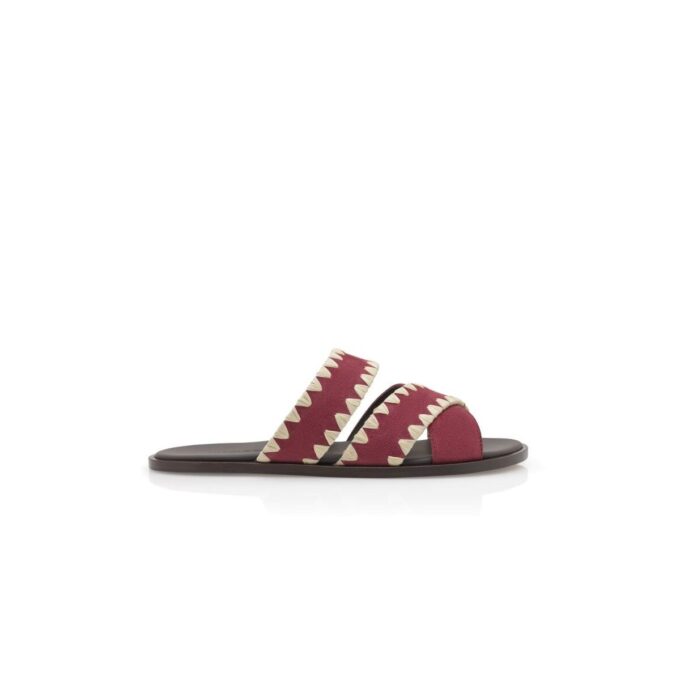 NELLO Mörkröda sandaler i mocka med blankstygn NELLO Mörkröda sandaler i mocka med blankstygn