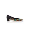 OKKADELA Svarta broderade Pumps i crepe de chine OKKADELA Svarta broderade Pumps i crepe de chine