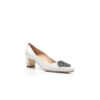 Okkato Vita pumps i crepe de chine med smyckesspännen Okkato Vita pumps i crepe de chine med smyckesspännen