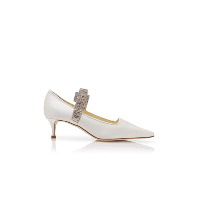 PEPA ljusbeige satinpumps med kristallprydd rem