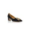 REVALO Pumps i svart sammet med dekorationer REVALO Pumps i svart sammet med dekorationer