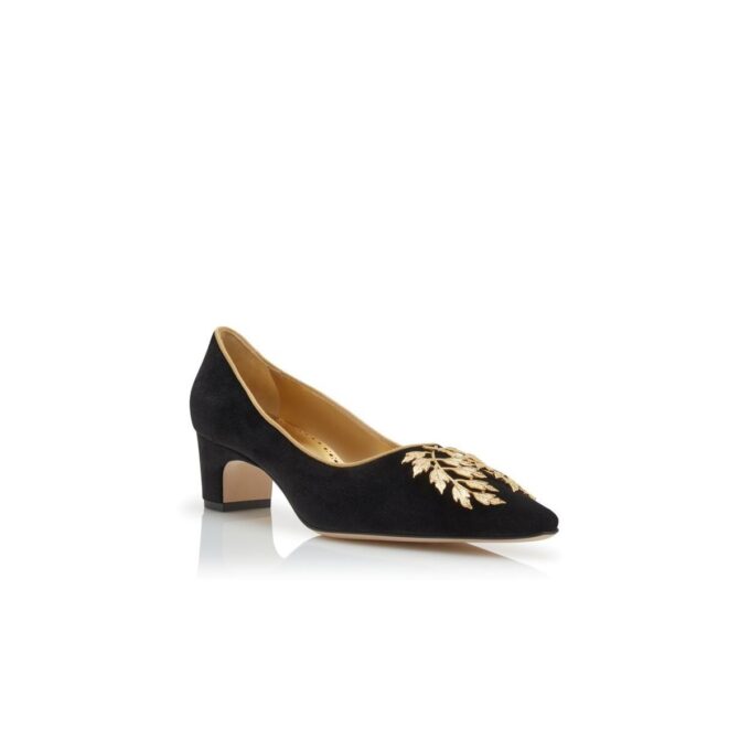 REVALO Pumps i svart sammet med dekorationer REVALO Pumps i svart sammet med dekorationer