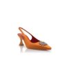 RONCONASLI Orange satinpumps med kristallprydnad och slingback RONCONASLI Orange satinpumps med kristallprydnad och slingback