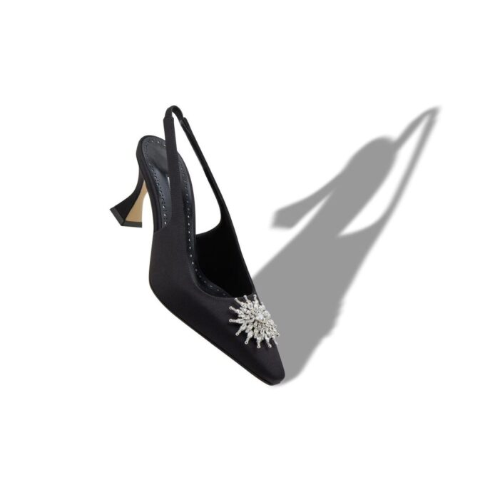 RONCONASLI Svarta pumps i satin med kristallprydnad och slingback RONCONASLI Svarta pumps i satin med kristallprydnad och slingback