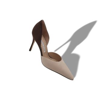 TAYLERBINU Ljusbeige och bruna D’Orsay-pumps i mocka